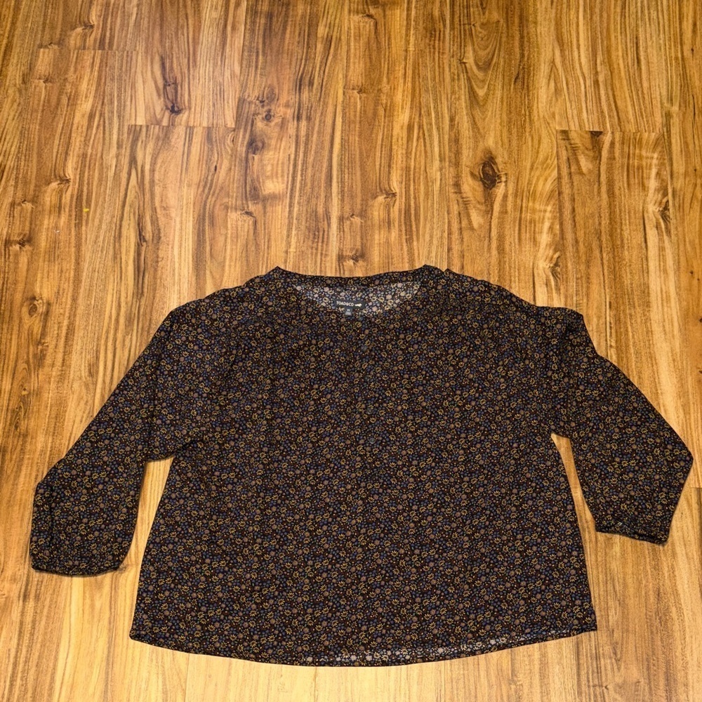 Toad & Co womens medium top blouse long sleeve purple floral daisy print Henley